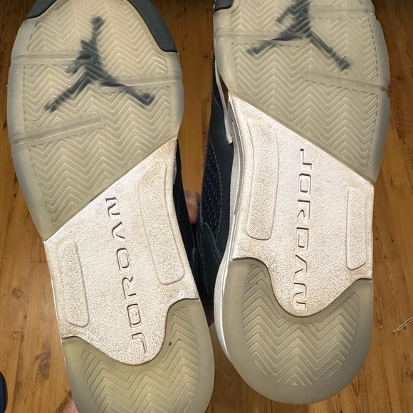 Air Jordan 5 Retro Bronze 7y - Picture 7 of 8